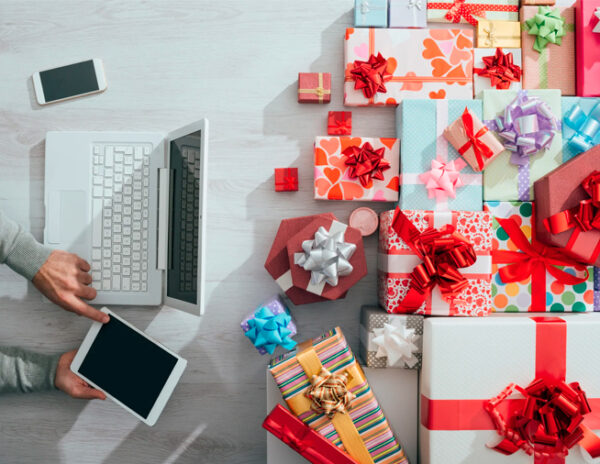 ¿Por qué es importante hacer regalos de empresa?