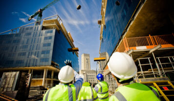 Errores comunes al contratar una constructora y cómo evitarlos